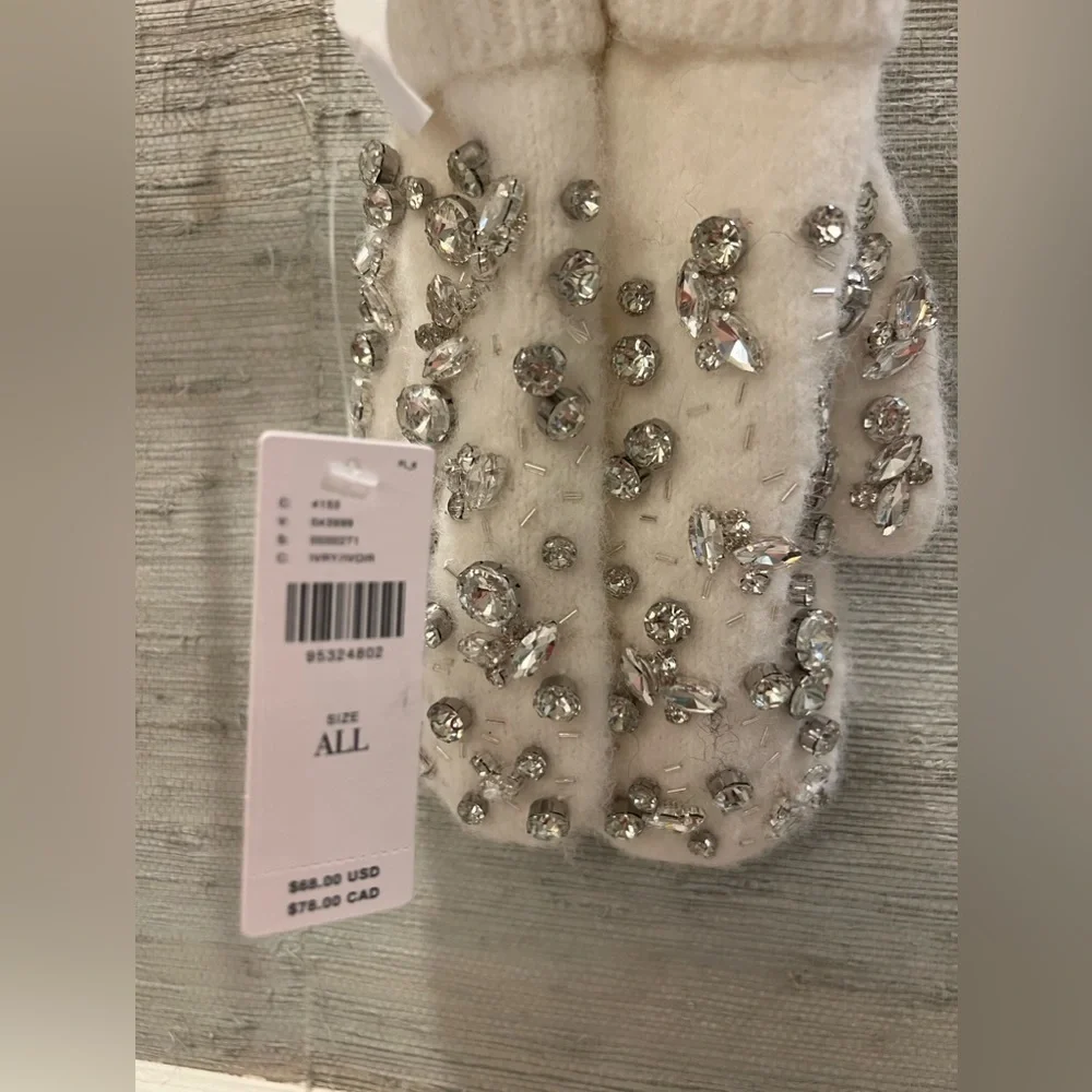 NWT new Anthropologie embellished cozy deco mittens gloves white rhinestones